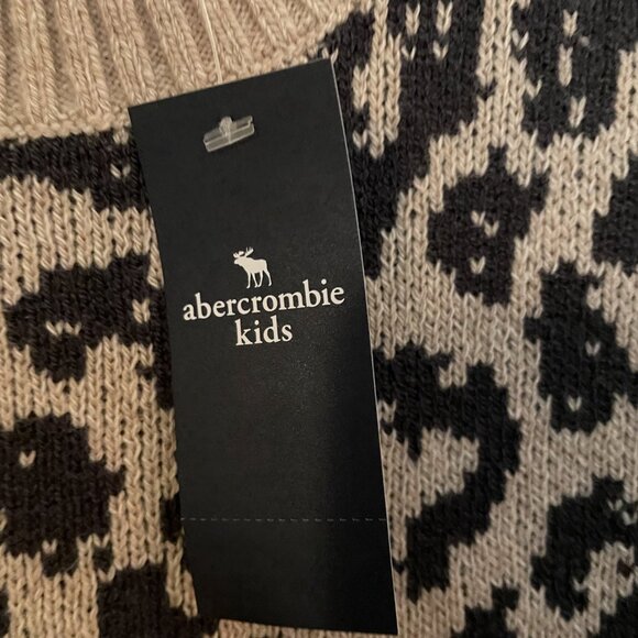 Girls Crew Sweater - Leopard Print - Picture 2 of 4